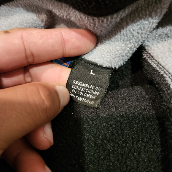 Vintage FA02 Patagonia Synchilla Fleece Vest Black - Picture 5 of 7